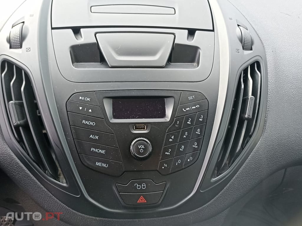 Ford Tourneo 1.5 TDCi Ambiente