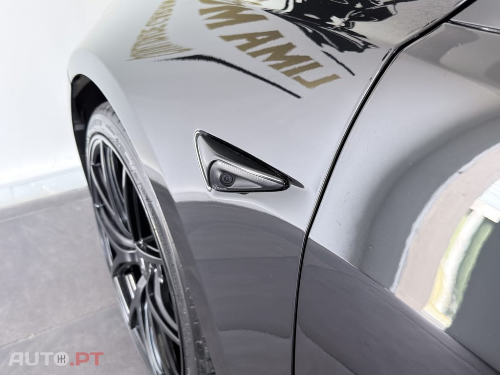 Tesla Model 3 Long Range Tração Integral Premium