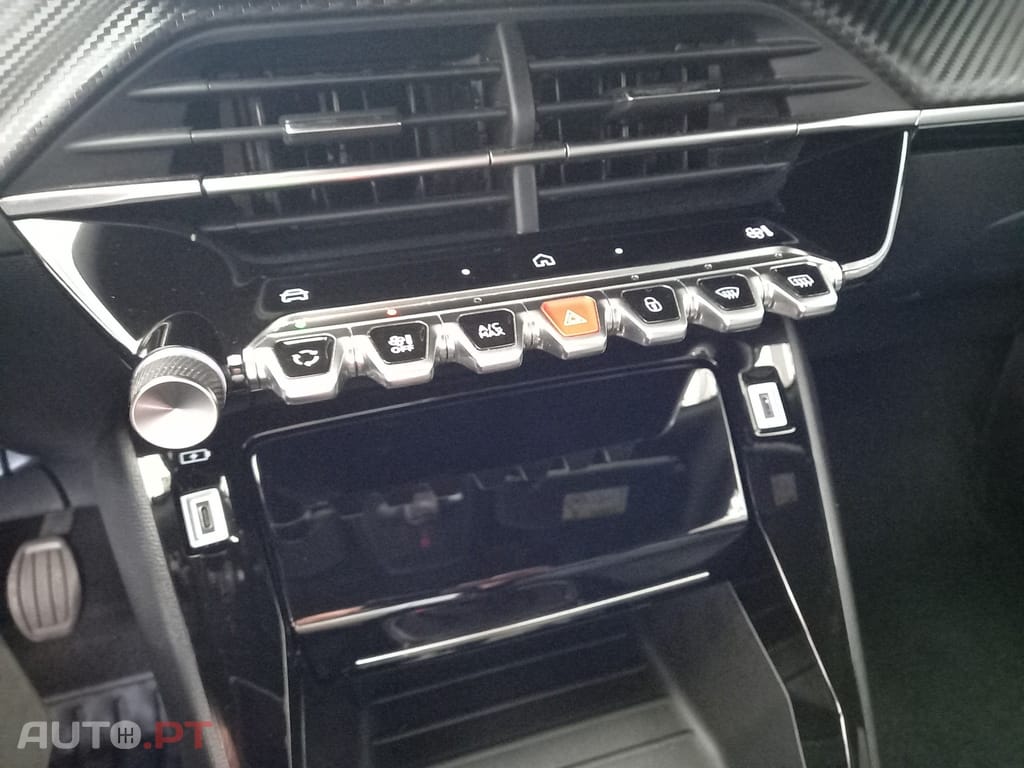 Peugeot 2008 1.2 PureTech Allure