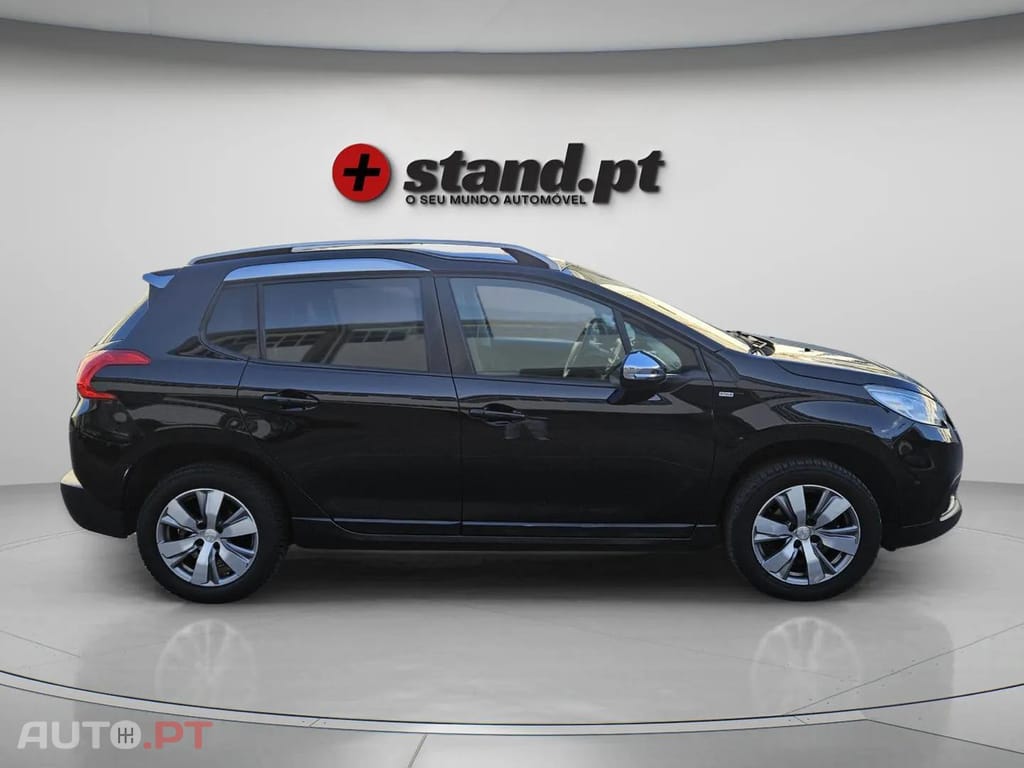 Peugeot 2008 1.2 PureTech Shine Style