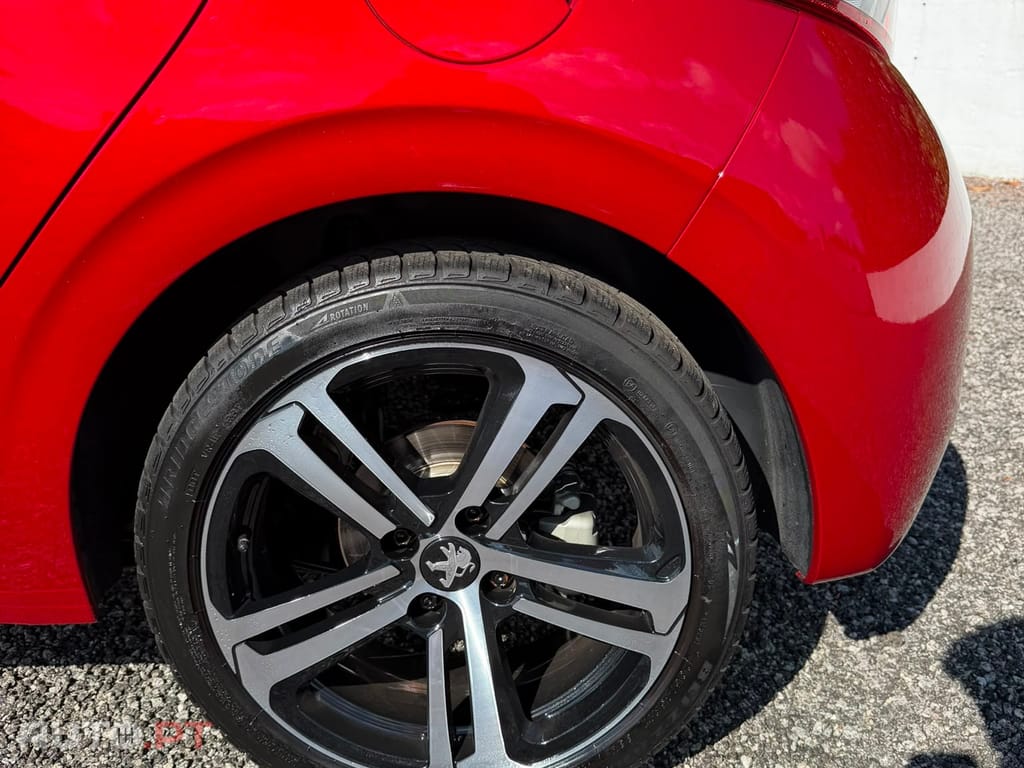Peugeot 208 1.2 PureTech GT Line
