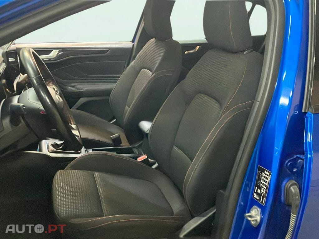 Ford Focus 1.0 EcoBoost MHEV ST-Line