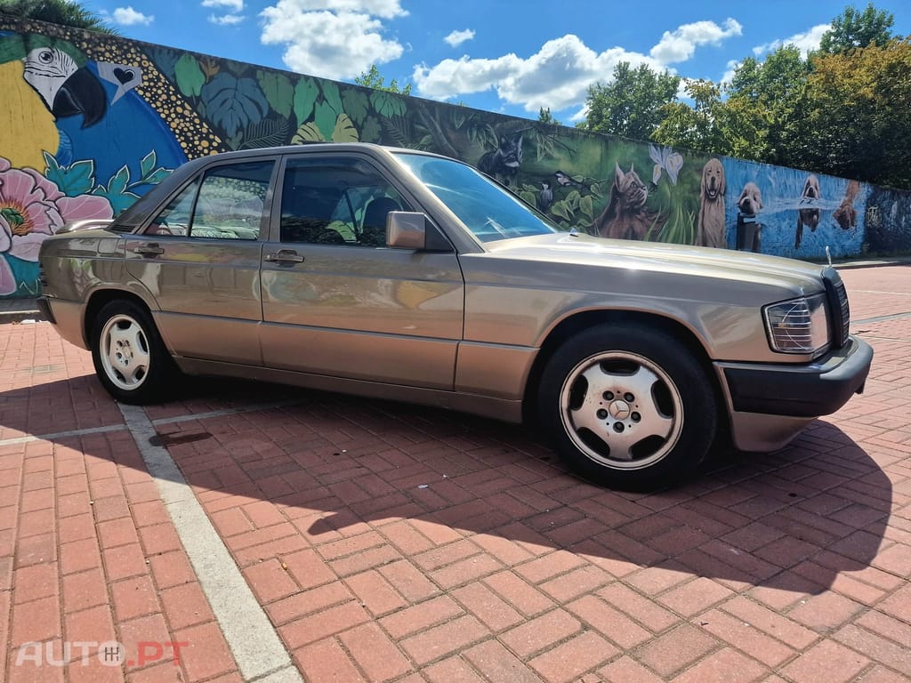 Mercedes-Benz 190 190 D 2.0