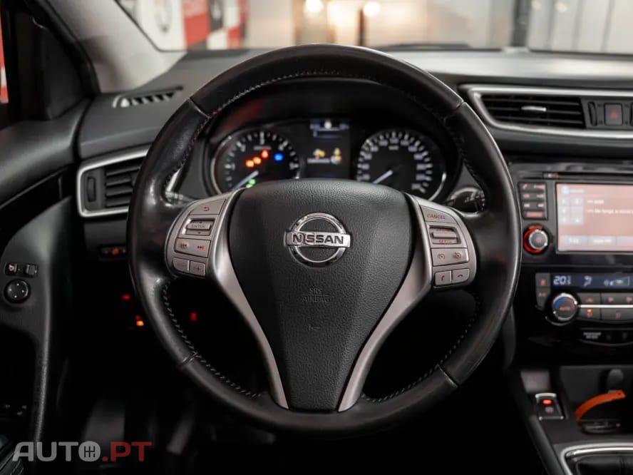 Nissan Qashqai 1.5 dCi N-Connecta