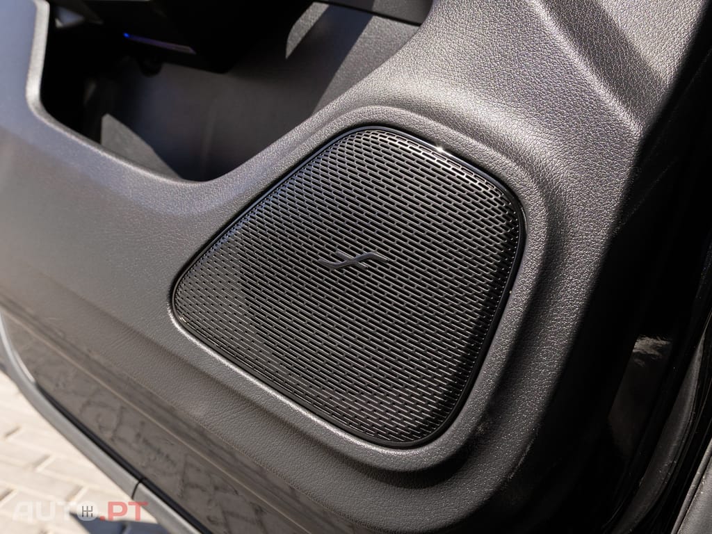 Mercedes-Benz CLA 250 e 8G-DCT AMG Line Advanced Plus — fotografia 17