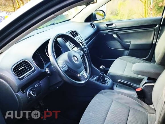 Volkswagen Golf 1.6 TDI Confortline Extras