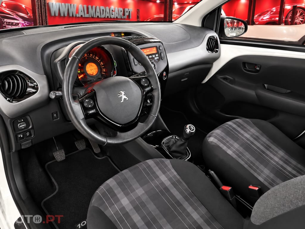 Peugeot 108 1.0 VTi Style