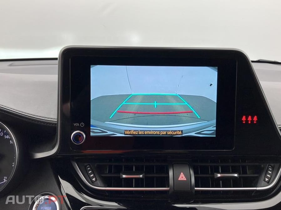 Toyota C-HR 1.8 Hybrid Square Collection