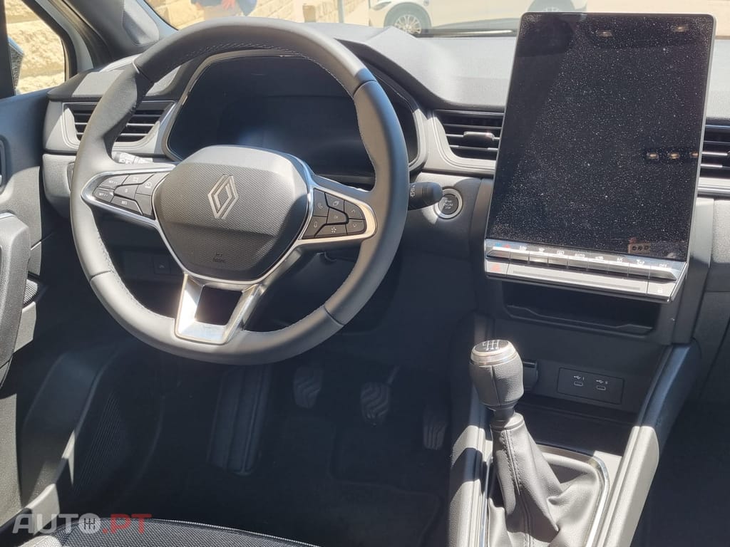 Renault Captur 1.0 TCe Techno Bi-Fuel