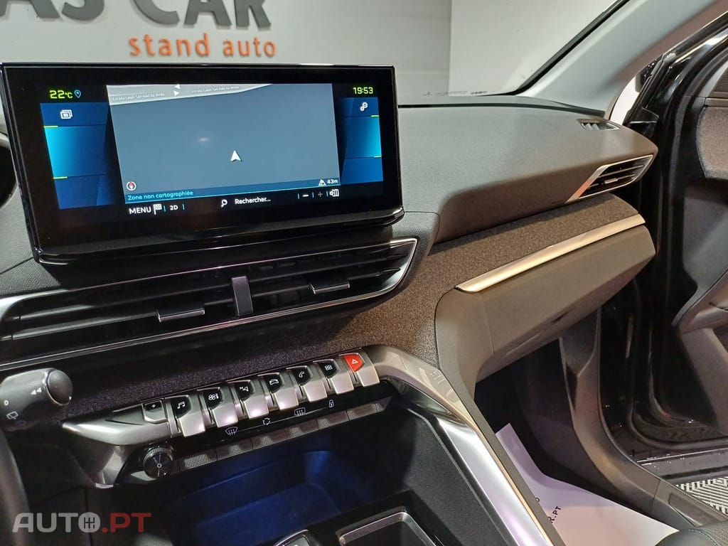 Peugeot 3008 1.6 Hybrid Allure e-EAT8