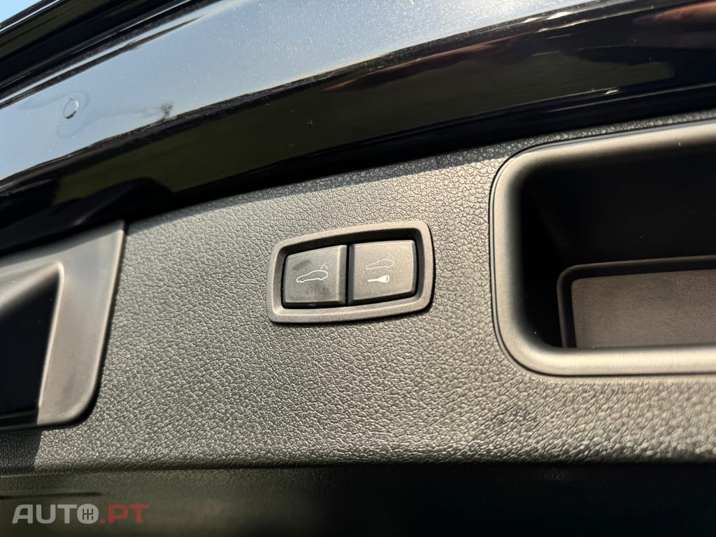 Porsche Macan T