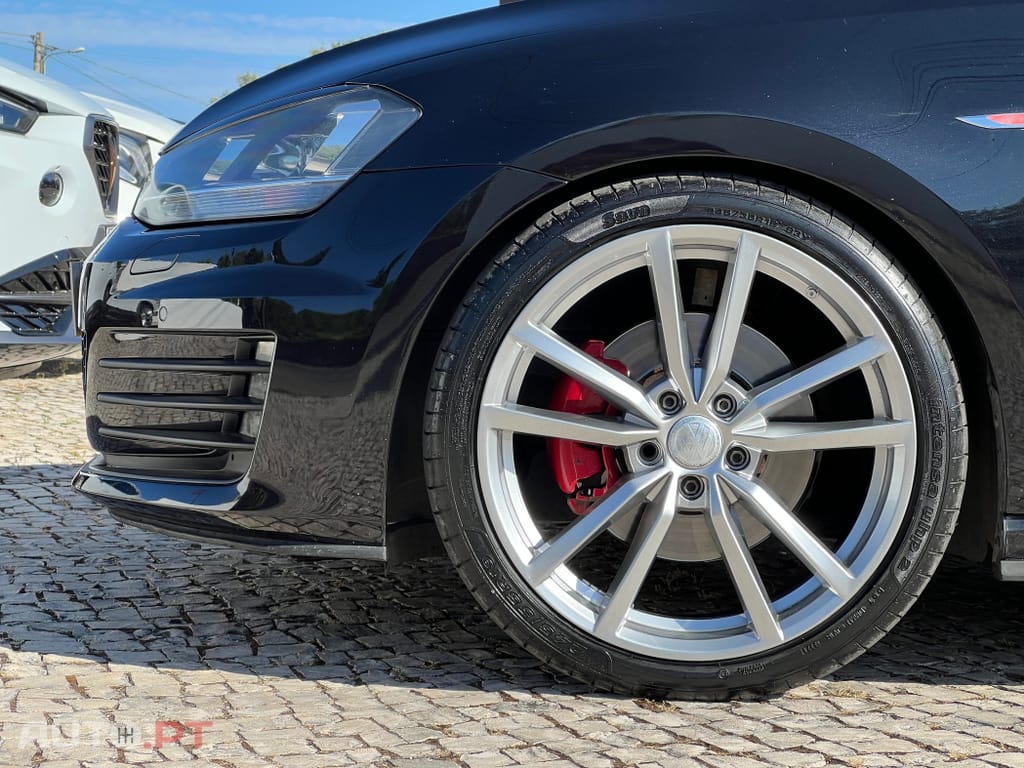 Volkswagen Golf 2.0 TDi GTD
