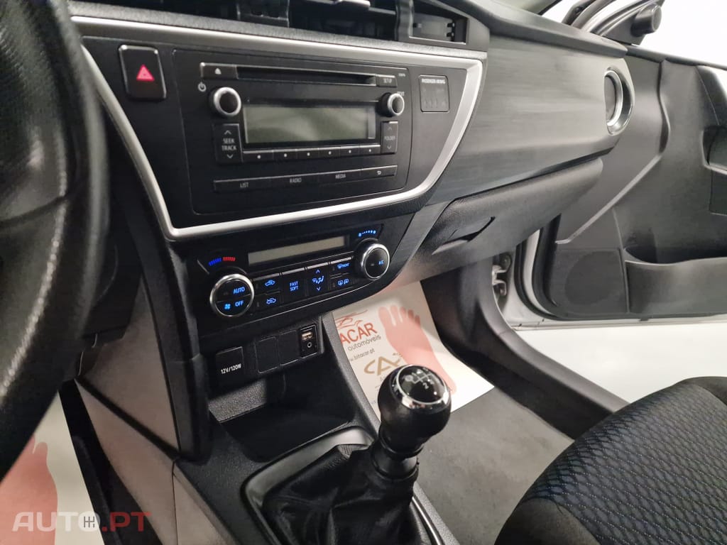 Toyota Auris Touring Sports 1.4 D-4D Active+AC