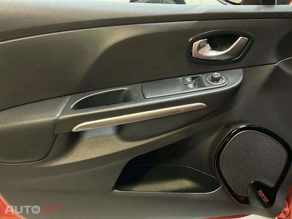 Renault Clio Sport Tourer 0.9 TCe Limited Edition