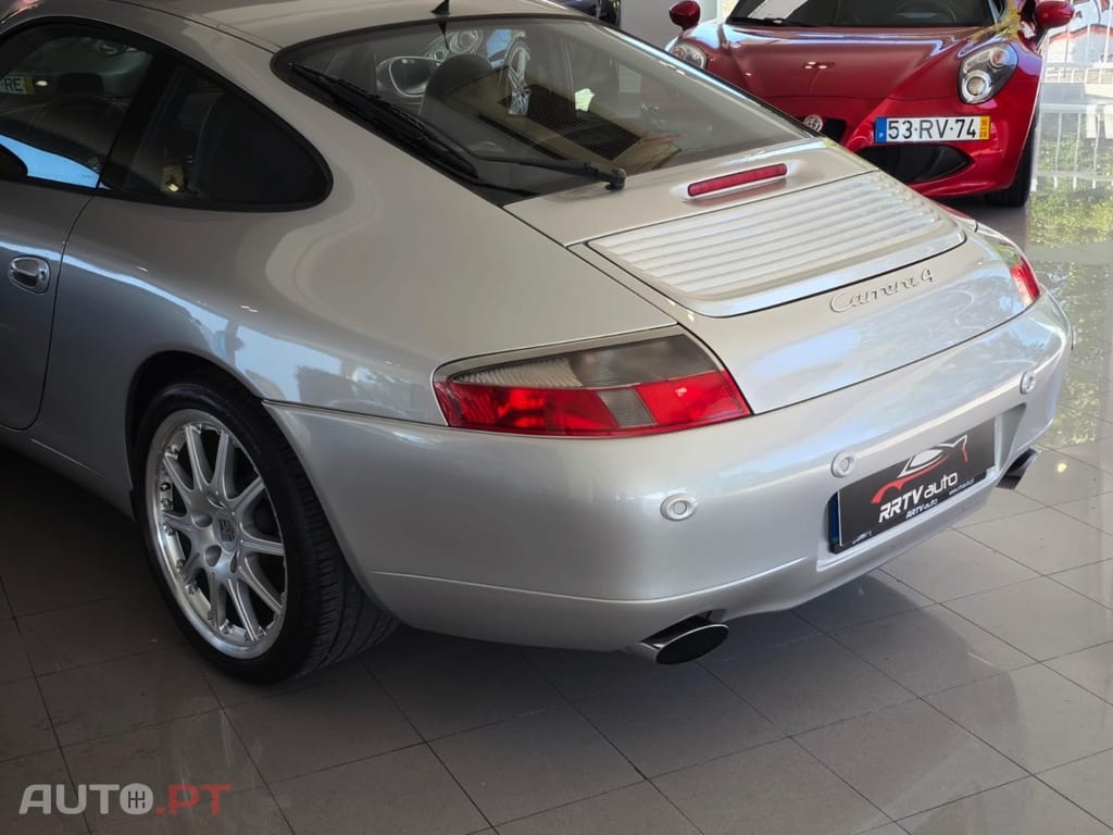 Porsche 996 Carrera 4 Coupé