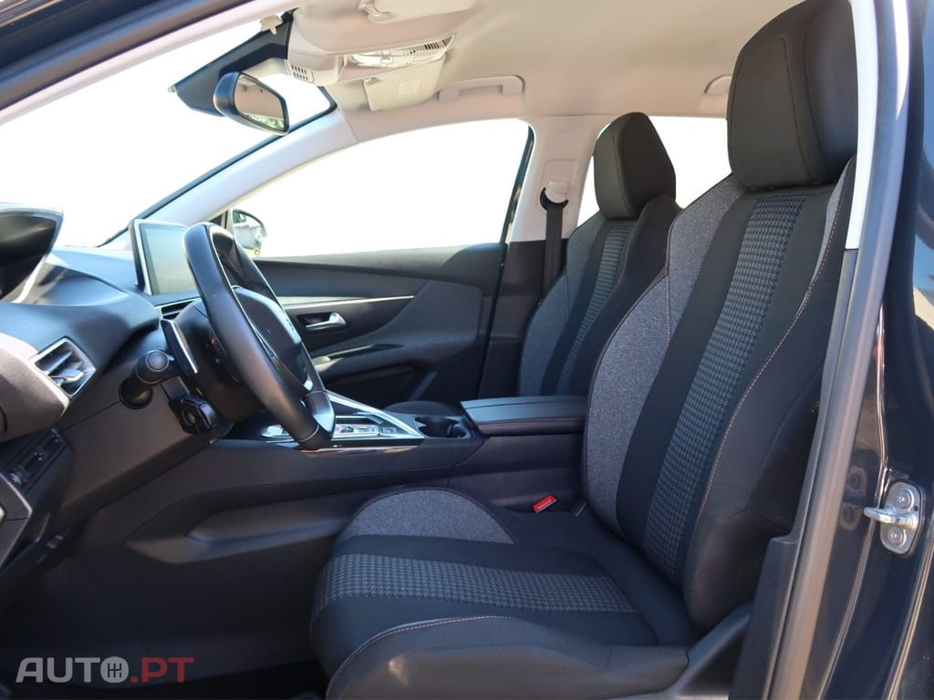 Peugeot 3008 PureTech 130 Stop & Start GPF EAT8 Active