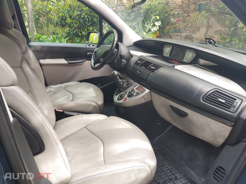 Peugeot 807 2.2 HDi 170cv