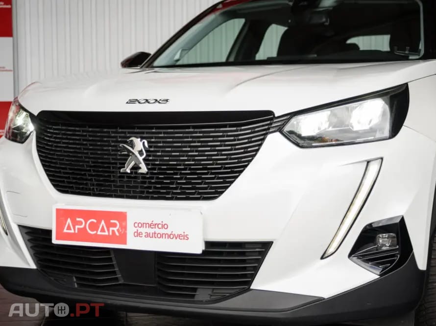Peugeot 2008 PureTech 130 EAT8 Allure
