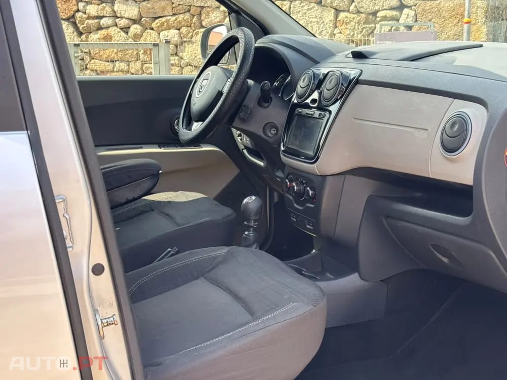 Dacia Lodgy 1.5 dCi Confort 7L