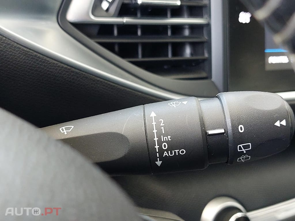 Peugeot 308 1.5 BlueHDi Business Line