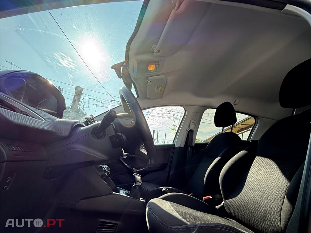 Peugeot 208 Style