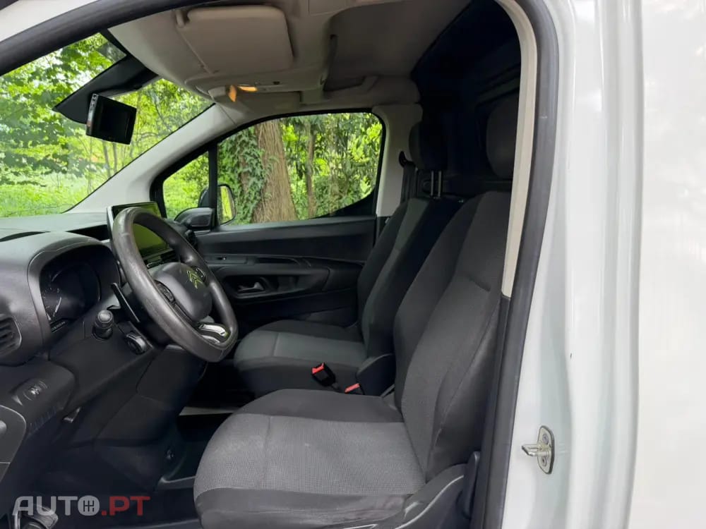 Citroen Berlingo 1.5 BlueHDi XL S&S EHZ EAT8 Control Variospace