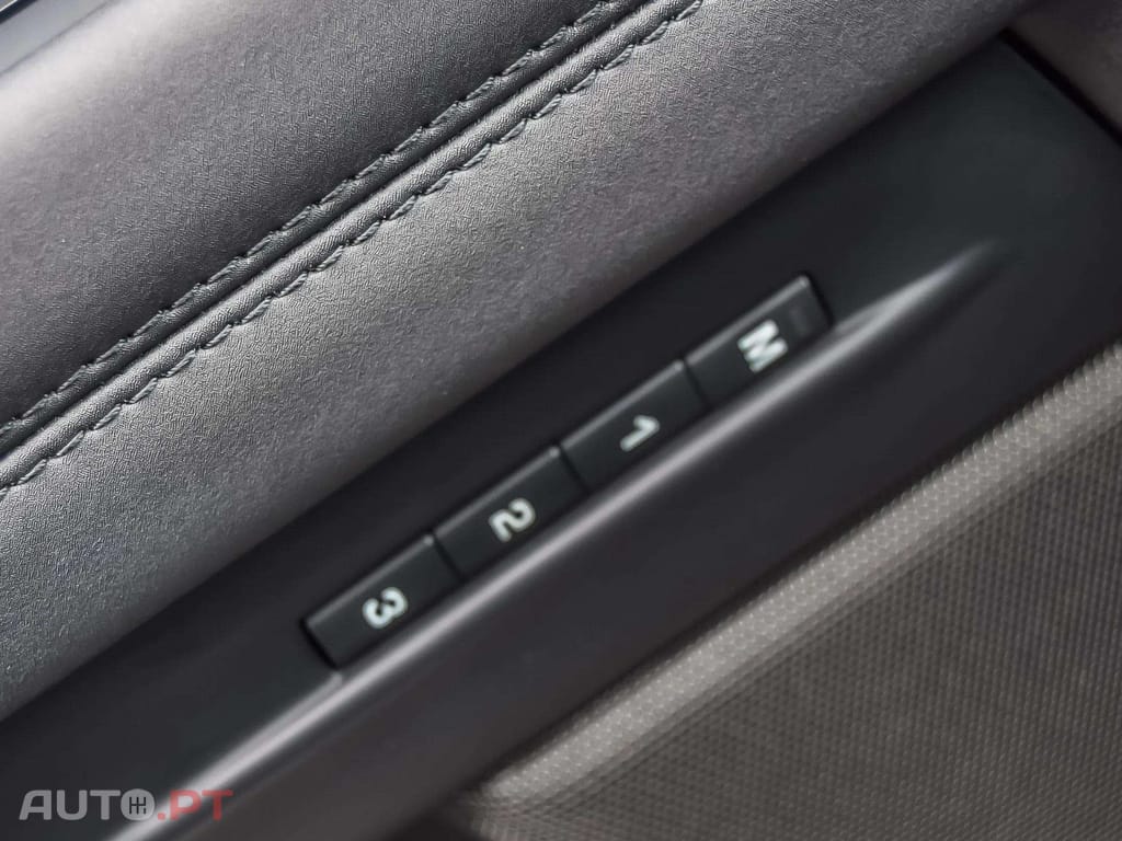 Land Rover Evoque 1.5 P160 R-Dynamic SE Auto