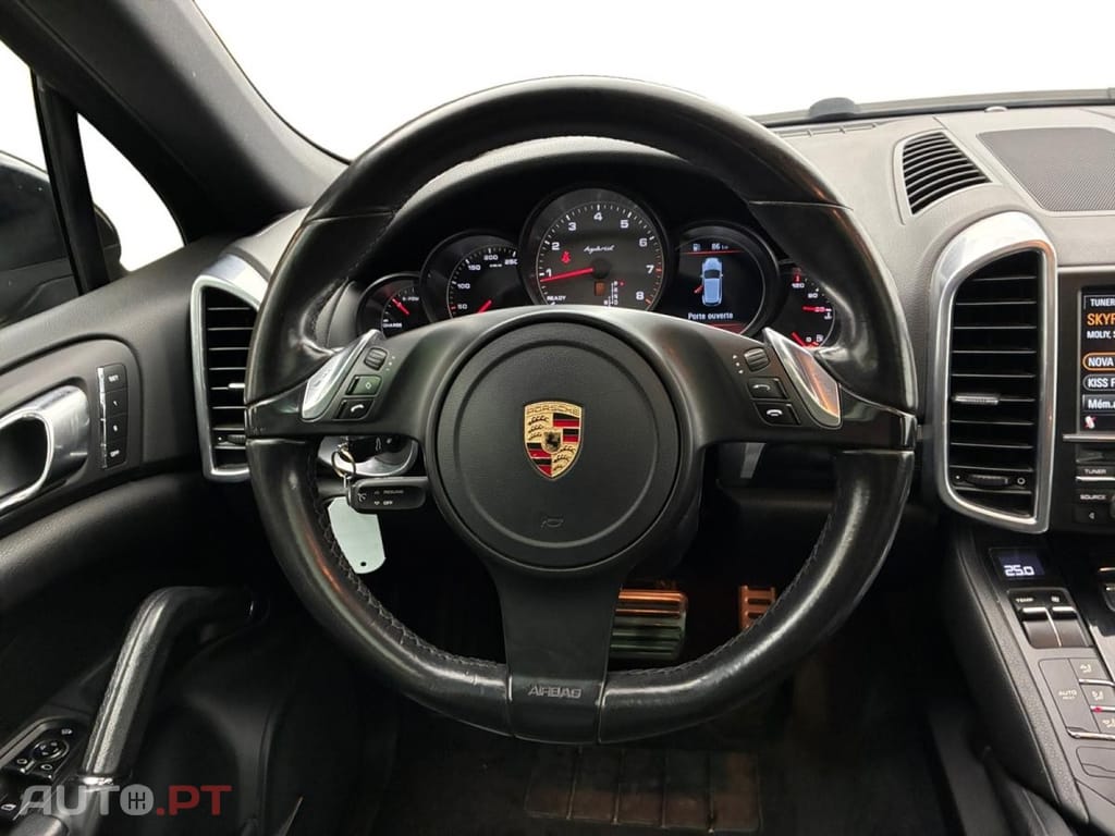 Porsche Cayenne S Hybrid