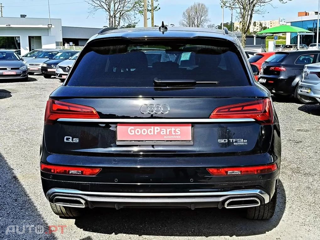 Audi Q5 50 TFSIe quattro S tronic S line business