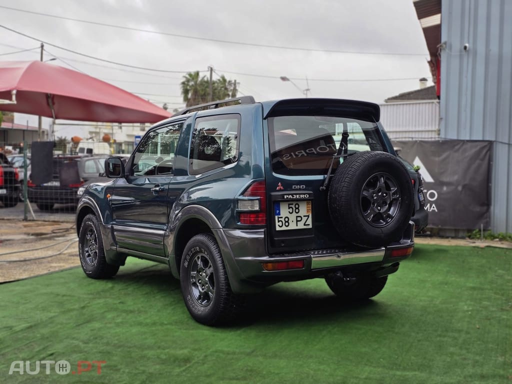 Mitsubishi Pajero 3.2 DI-D GLS
