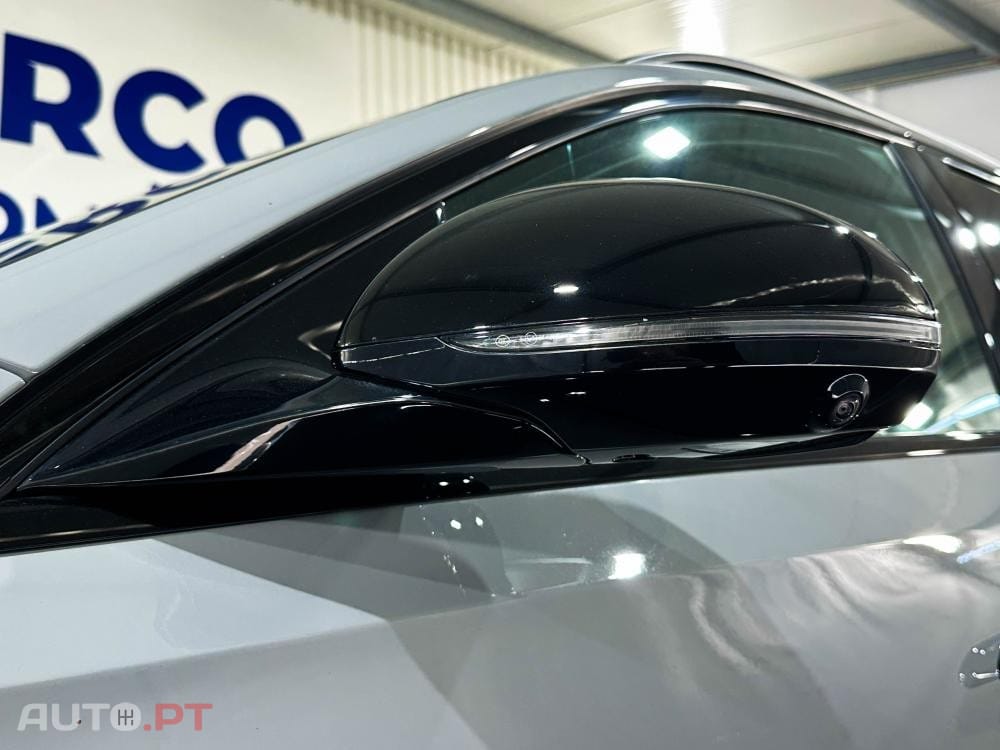 Mercedes-Benz E 300 e 9G-TRONIC AMG Line