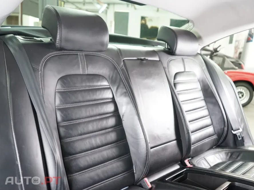 Volkswagen Passat CC 2.0 TDi