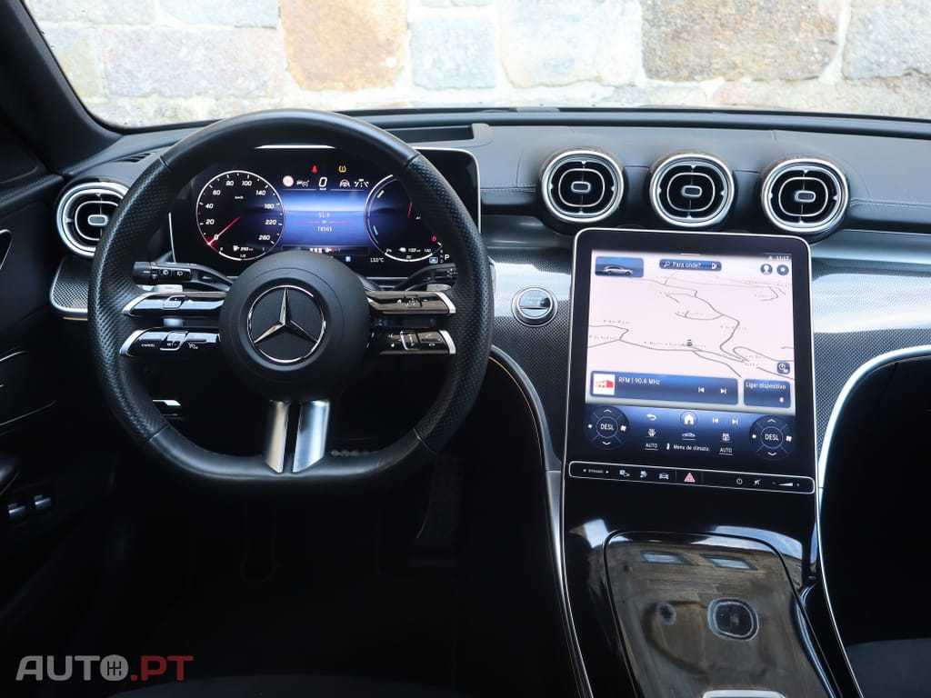 Mercedes-Benz C 300 e AMG Line