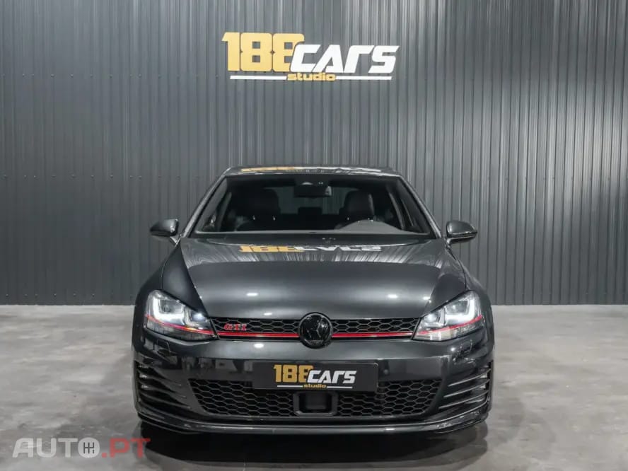 Volkswagen Golf 2.0 TSi GTi DSG Performance