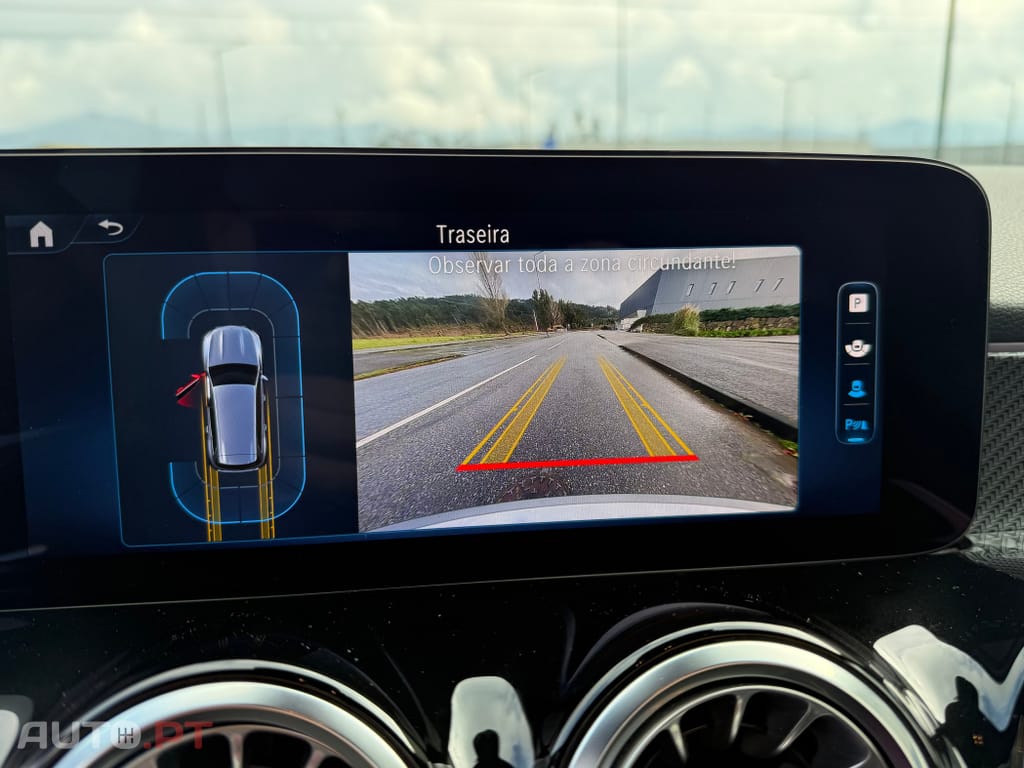 Mercedes-Benz GLB 180 d AMG Line