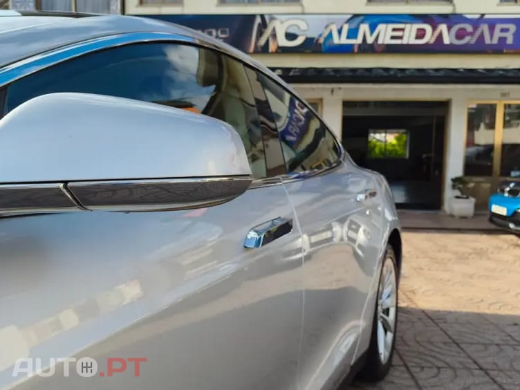 Tesla Model S 70D AWD