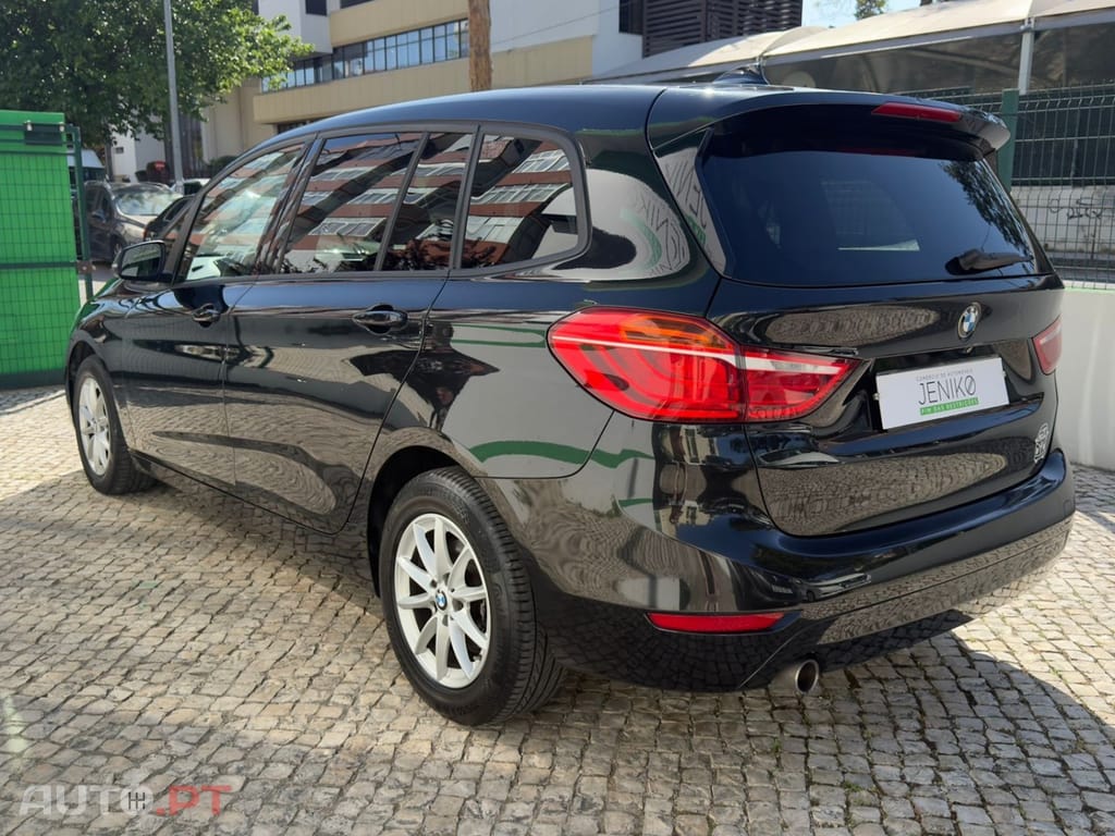 BMW 216 d Advantage Auto