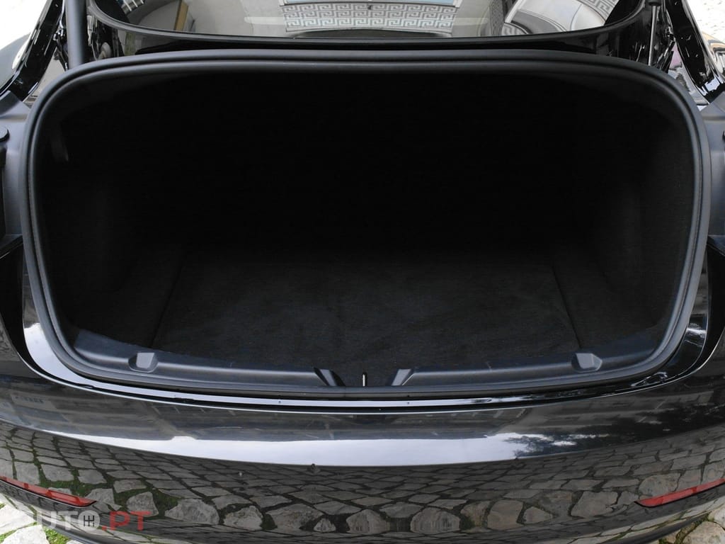 Tesla Model 3 Long Range Tração Traseira