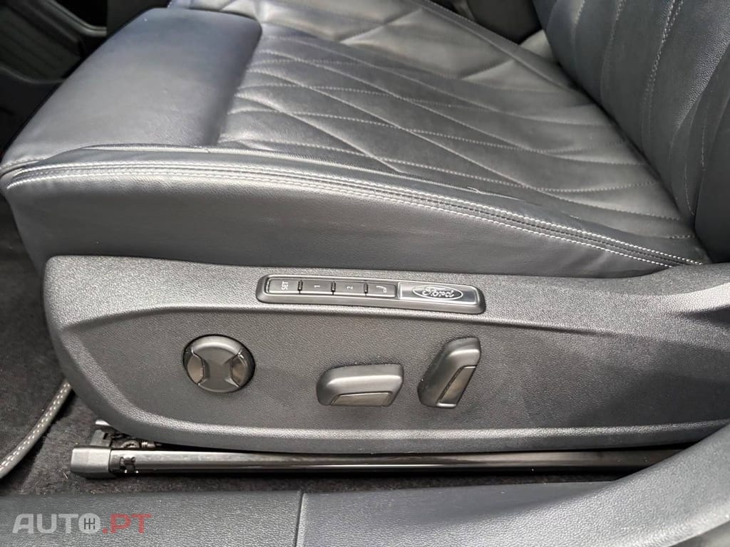Ford Explorer 77 kWh Premium