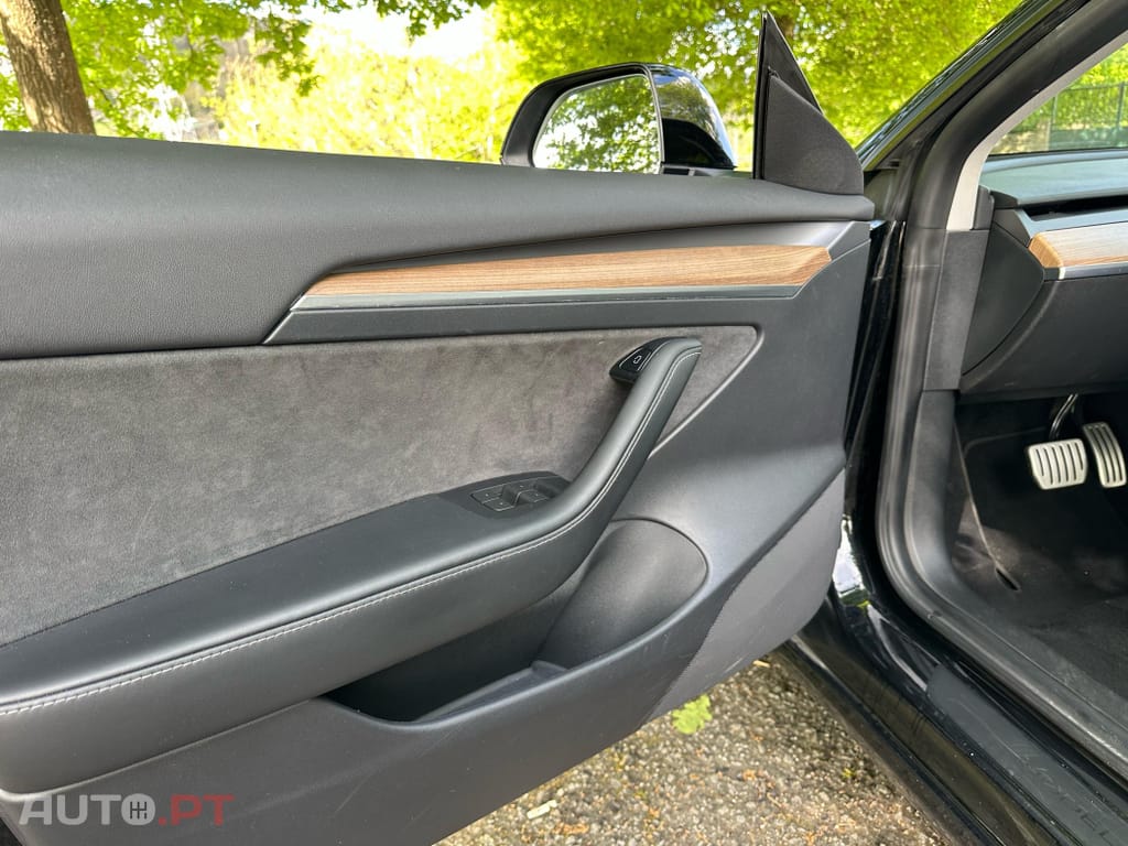 Tesla Model 3 Performance Dual Motor AWD