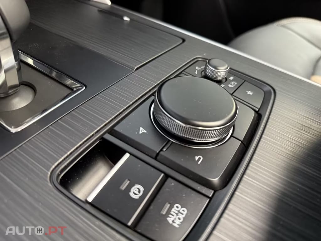 Mazda CX-80 2.5 hybrid I.V.A DEDUTIVEL 