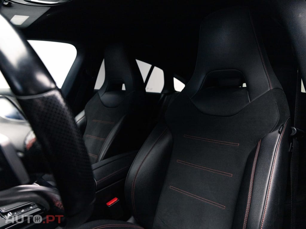 Mercedes-Benz CLA 250 e Shooting Brake AMG Line