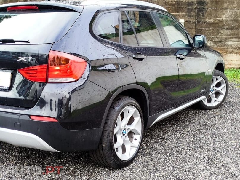 BMW X1 18 d xDrive xLine