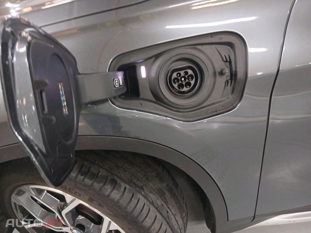 BMW X1 25 e xDrive xLine