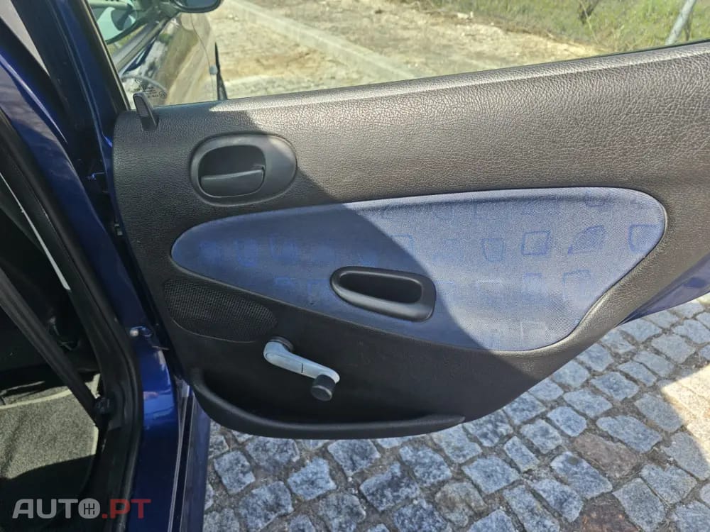 Peugeot 206 1.1 XR Présence