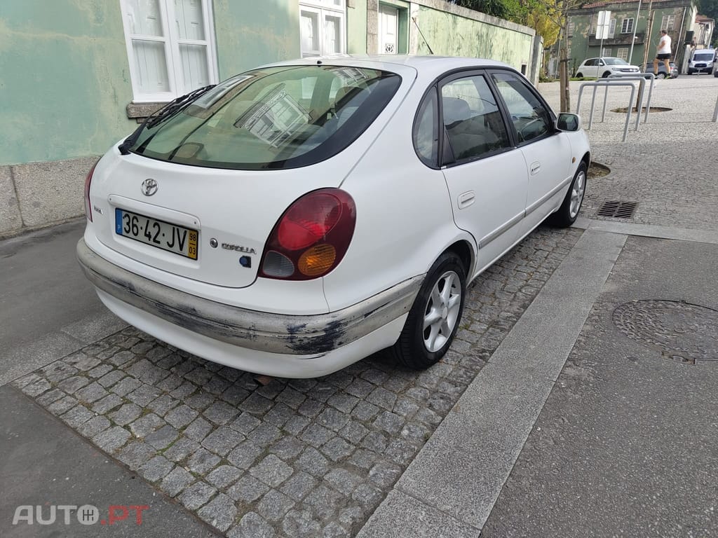Toyota Corolla Liftback 1.3 Terra AC