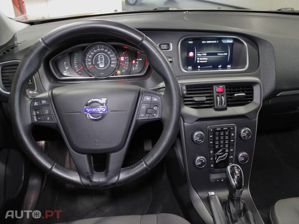 Volvo V40 Cross Country 2.0 D2 Kinetic Geartronic