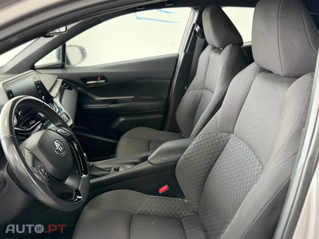 Toyota C-HR 1.8 Hybrid Exclusive