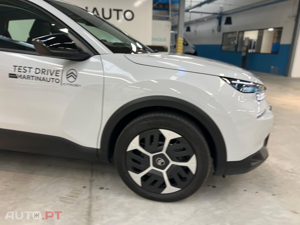 Citroen C4 X 1.2 PureTech Plus EAT8