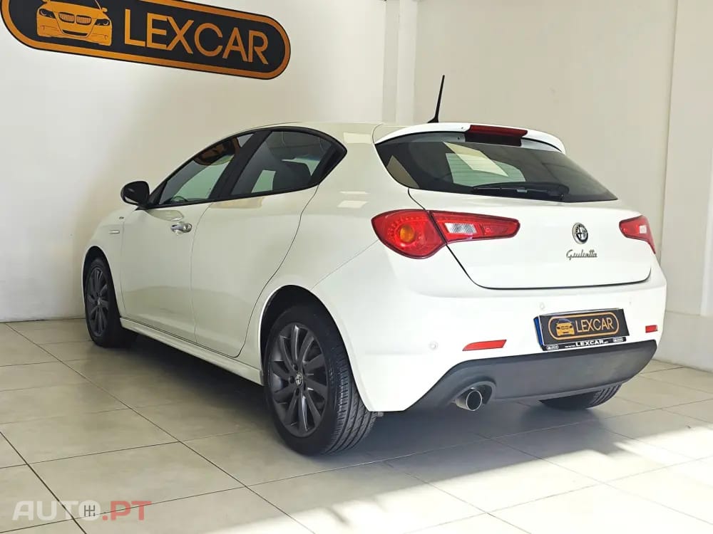 Alfa Romeo Giulietta 1.6 JTDM Veloce